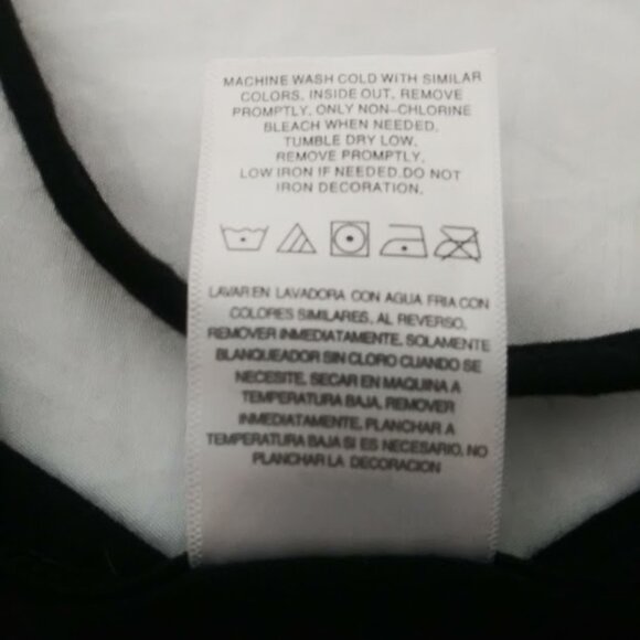 Disney women's size XL (15-17) black and white top - Picture 14 of 14